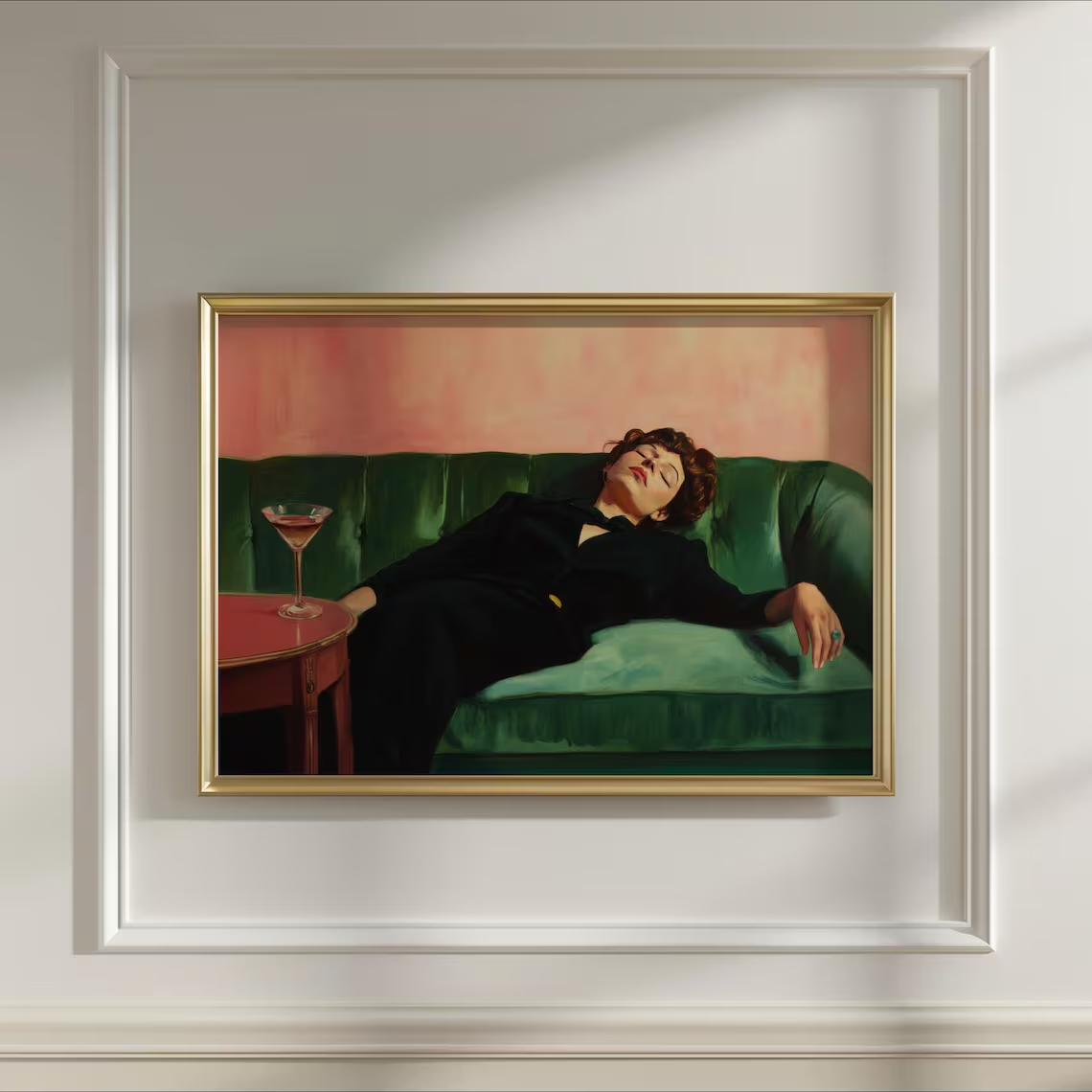 Woman on Couch with Martini |  - Photography By 评论和价格