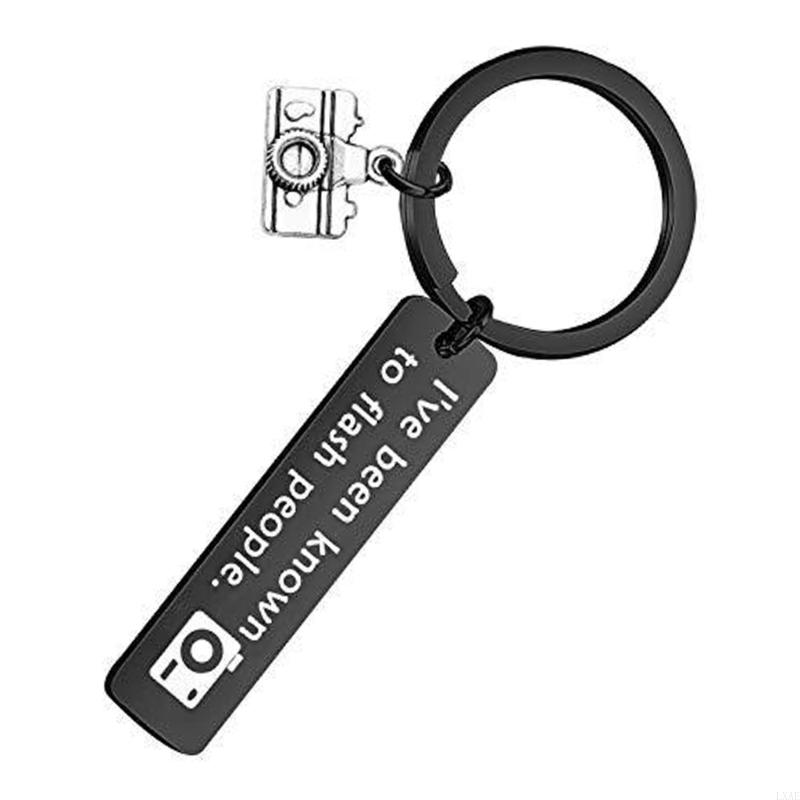 Stainless Steel Camera Keychai - Photography Yellow Light 评论和价格